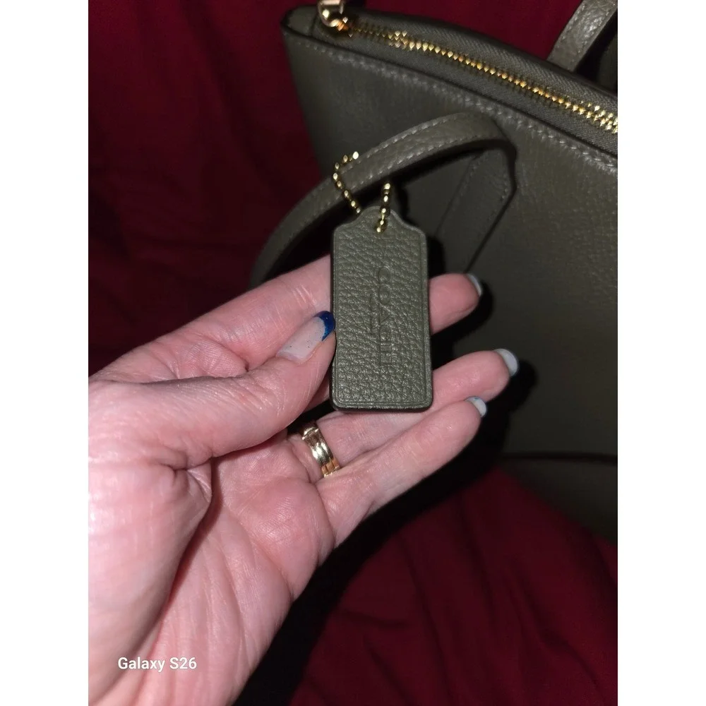 Coach zip top